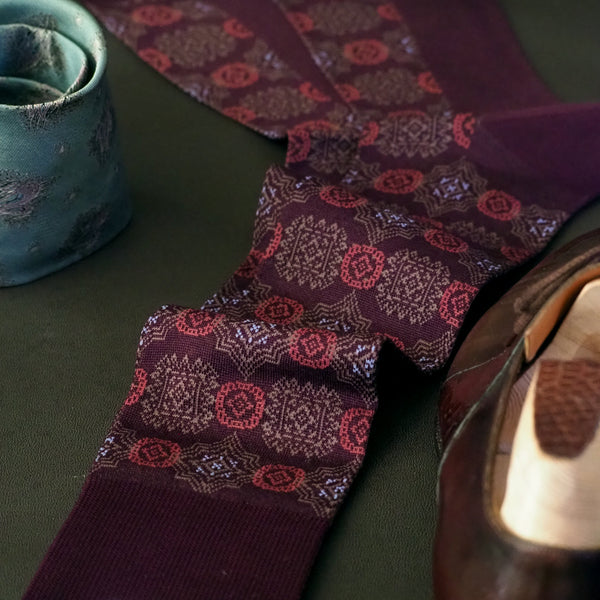 ボールドメダリオンロングホーズ - 靴下 Il Regalo/イルレガロ | HIGH QUALITY SOCKS