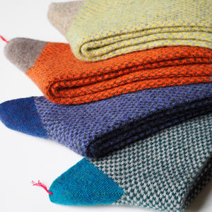 Tweed Small Grid Socks